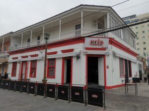 Hell Street bar Iquique pub
