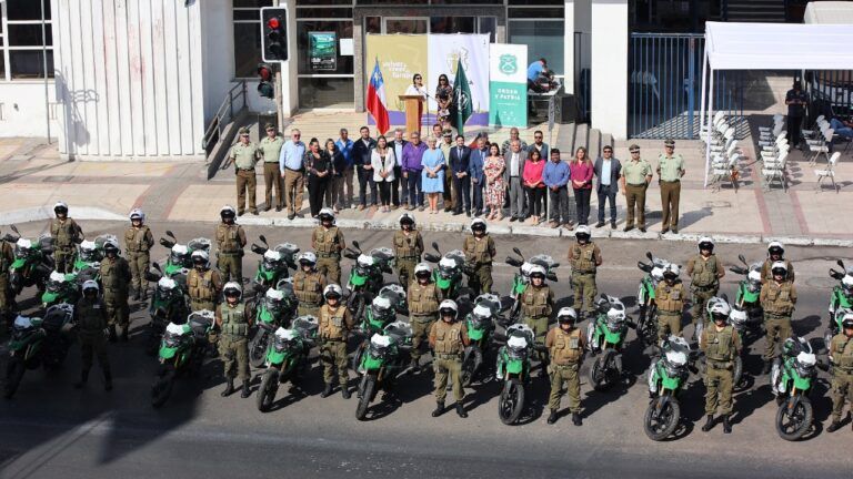Gobierno Regional entrega 39 motos todo terreno a Carabineros