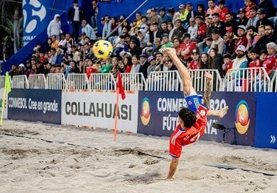Chile Sub20 sube al podio por primera vez en el Sudamericano de Fútbol Playa en Iquique 2 Jugada