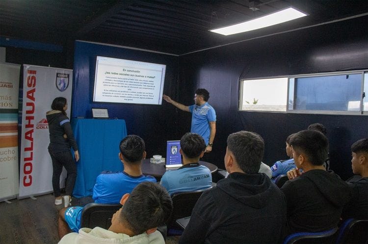 Charla comunicacional 02