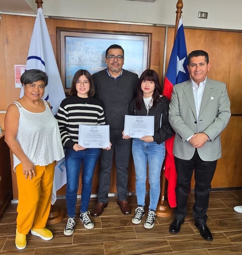Gemelas Yanira y Yulissa Vegazo