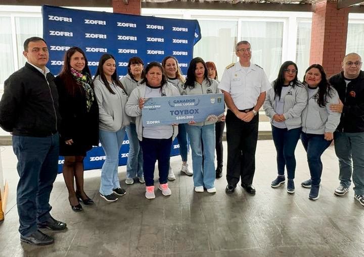 En marco del mes del mar | Armada y Mall ZOFRI premiaron a las mejores vitrinas 4 2do