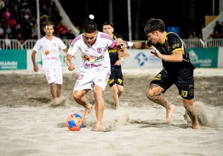 Camba FC gana “Copa Collahuasi” y clasifica al Campeonato Sudamericano Conmebol Fútbol Playa 2024 1 Foto03