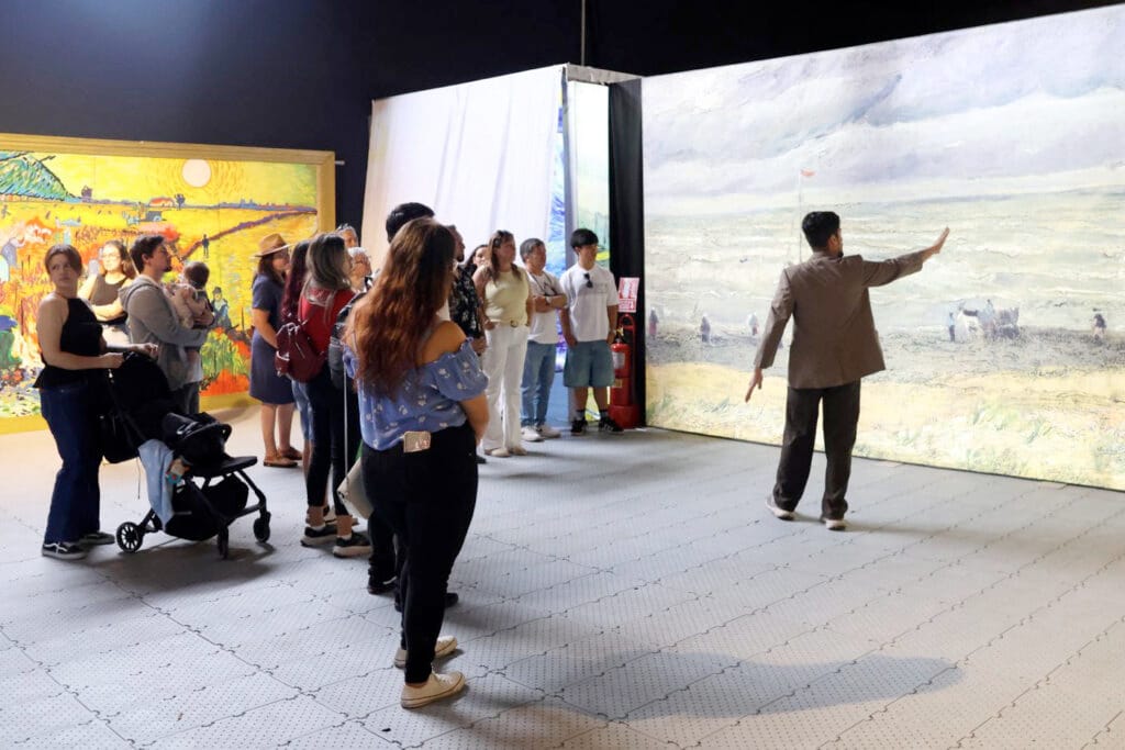 Más de 5 mil tarapaqueños ya interactuaron con “Van Gogh Vivo” 3 10