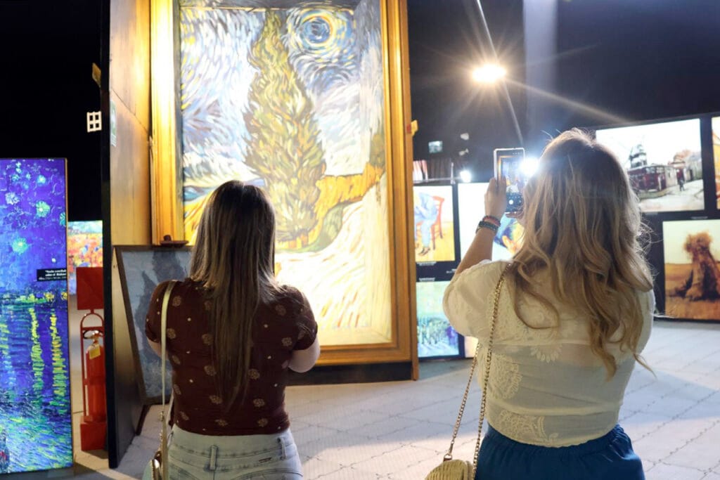 Más de 5 mil tarapaqueños ya interactuaron con “Van Gogh Vivo” 5 5