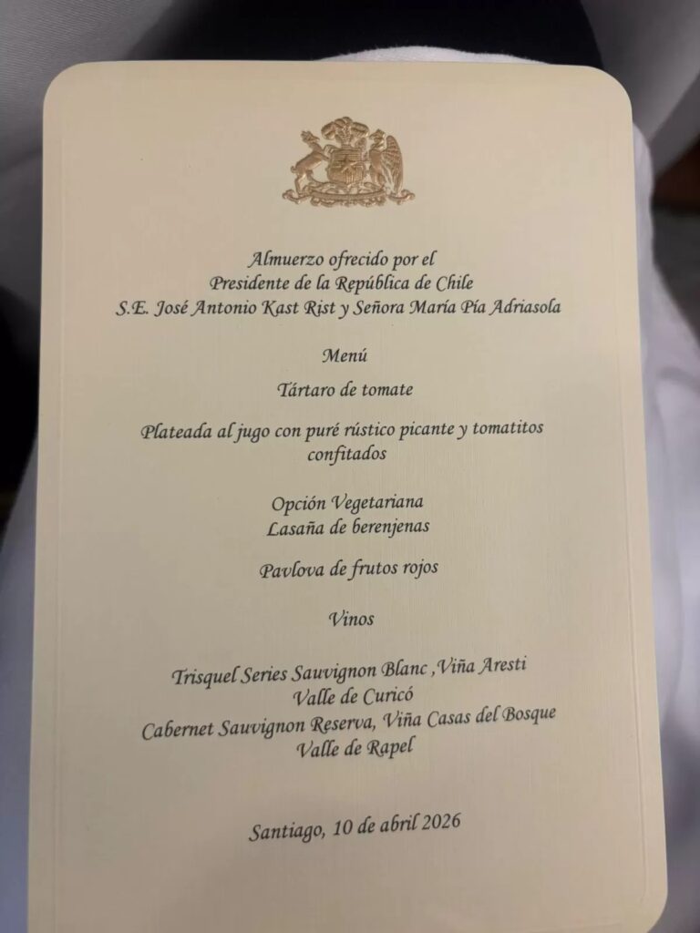Almuerzo en La Moneda, con “Tártaro de tomates” y “Plateada”, deja la escoba en una oposición que asoma la voz 1 menu