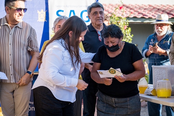 Gestión público-privada permite entregar apoyo productivo a agricultores de Matilla afectados por mosca de la fruta 1 Dia de Campo 03