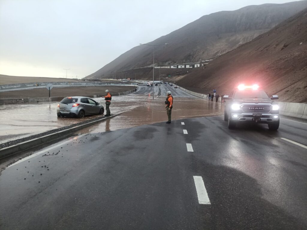 CARABINEROS SISTEMA FRONTAL 2